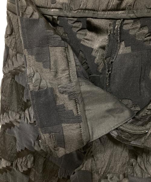 ISSEY MIYAKE（イッセイミヤケ）ISSEY MIYAKE (イッセイミヤケ) ストレッチジャガードパンツ ブラック サイズ:1の古着・服飾アイテム