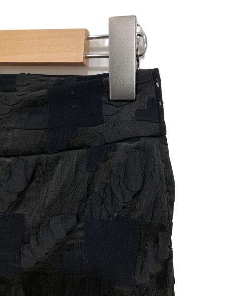 ISSEY MIYAKE（イッセイミヤケ）ISSEY MIYAKE (イッセイミヤケ) ストレッチジャガードパンツ ブラック サイズ:1の古着・服飾アイテム
