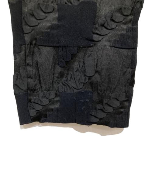 ISSEY MIYAKE（イッセイミヤケ）ISSEY MIYAKE (イッセイミヤケ) ストレッチジャガードパンツ ブラック サイズ:1の古着・服飾アイテム