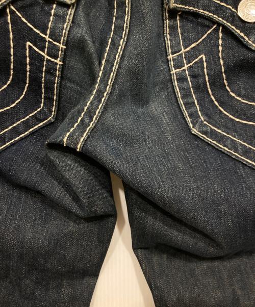 TRUE RELIGION（トゥルー レリジョン）TRUE RELIGION (トゥルー レリジョン) BILLY BIG Tデニムパンツ インディゴ サイズ:W30（76cm）の古着・服飾アイテム