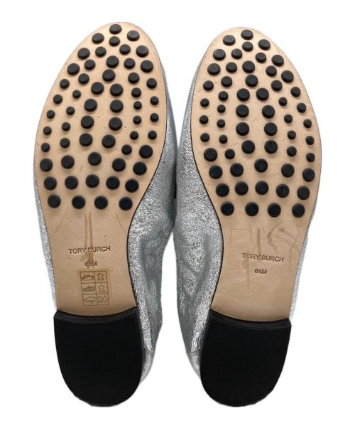 TORY BURCH（トリーバーチ）TORY BURCH (トリーバーチ) ローファー シルバー サイズ:6 1/2 Mの古着・服飾アイテム
