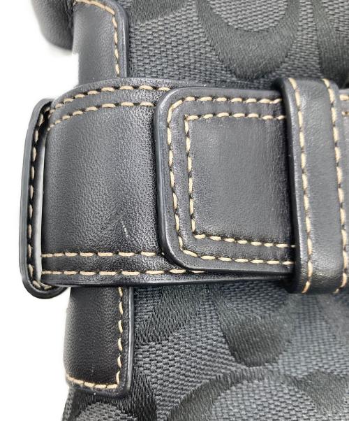 COACH（コーチ）COACH (コーチ) ソーホー シグネチャー ホーボー ショルダーバッグ ブラックの古着・服飾アイテム