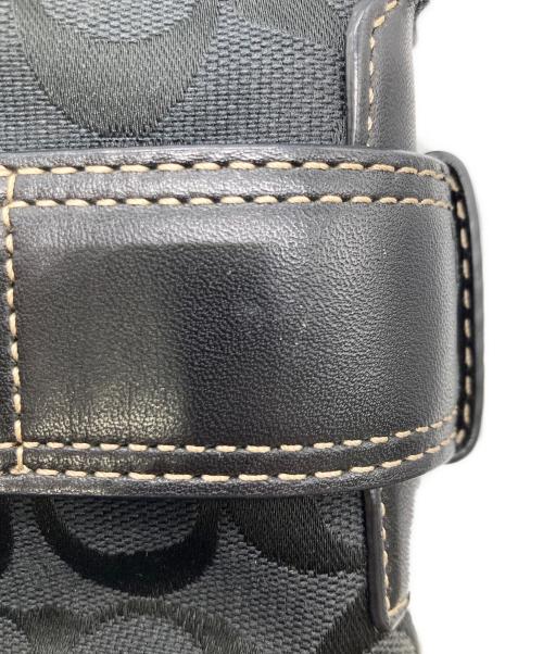 COACH（コーチ）COACH (コーチ) ソーホー シグネチャー ホーボー ショルダーバッグ ブラックの古着・服飾アイテム