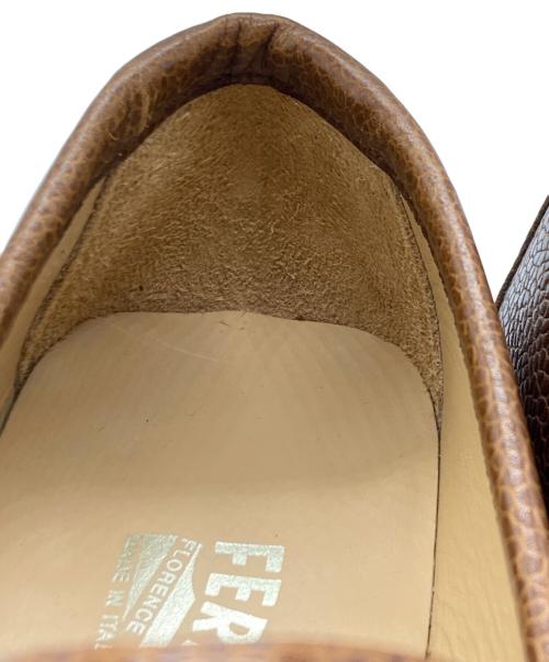 Salvatore Ferragamo（サルヴァトーレ フェラガモ）Salvatore Ferragamo (サルヴァトーレ フェラガモ) コインローファー ブラウン サイズ:7の古着・服飾アイテム