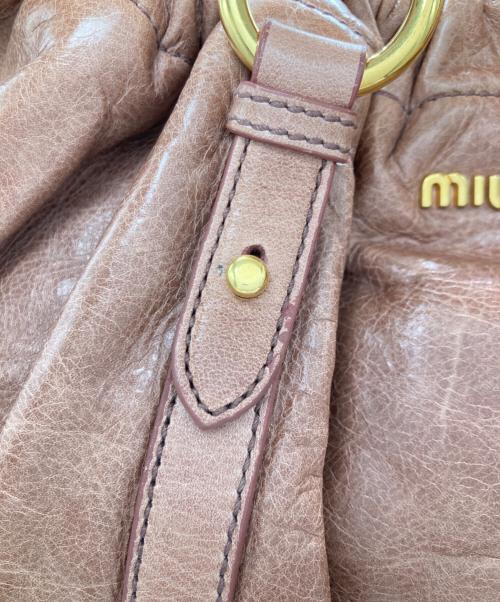MIU MIU（ミュウミュウ）MIU MIU (ミュウミュウ) 2WAYバッグ/VITELLO LUX ピンクの古着・服飾アイテム