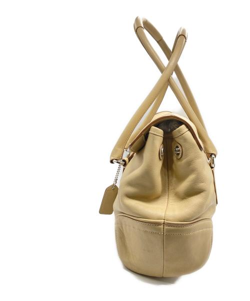COACH（コーチ）COACH (コーチ) ハンドバッグ ベージュの古着・服飾アイテム