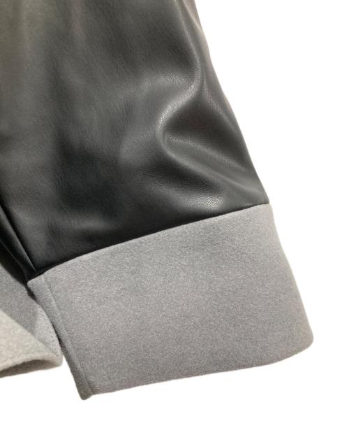 HARE（ハレ）HARE (ハレ) フェイクレザー 切替し オーバーサイズ トレンチコート グレー×ブラック サイズ:Ｓの古着・服飾アイテム