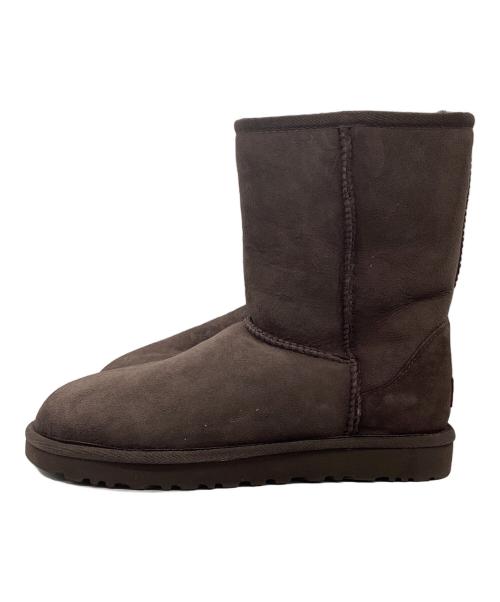 UGG（アグ）UGG (アグ) クラシックショートムートンブーツ ブラウン サイズ:25.0の古着・服飾アイテム
