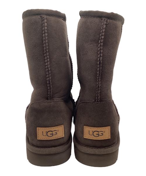 UGG（アグ）UGG (アグ) クラシックショートムートンブーツ ブラウン サイズ:25.0の古着・服飾アイテム