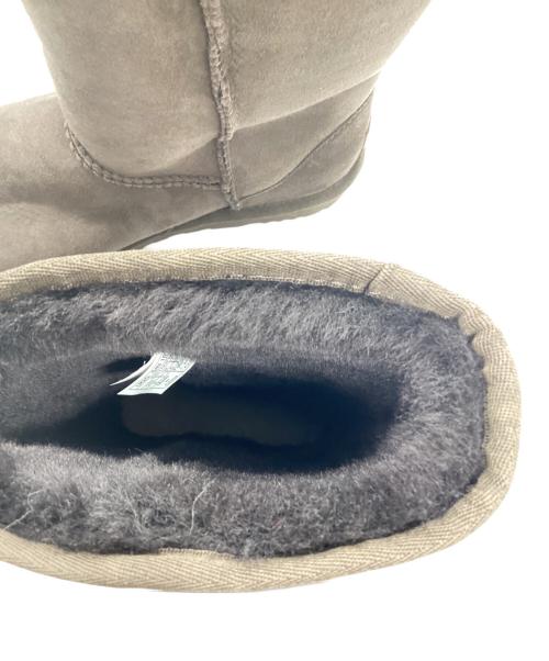 UGG（アグ）UGG (アグ) クラシックショートムートンブーツ ブラウン サイズ:25.0の古着・服飾アイテム