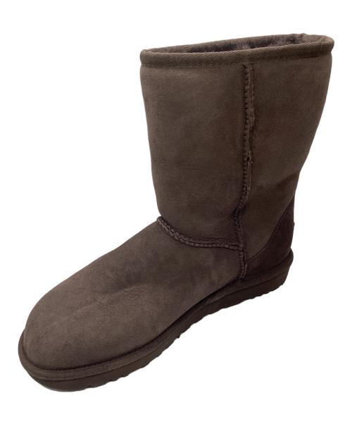 UGG（アグ）UGG (アグ) クラシックショートムートンブーツ ブラウン サイズ:25.0の古着・服飾アイテム