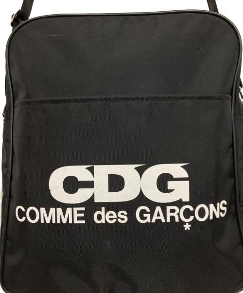 CDG（シーディージー）CDG (シーディージー) ナイロンショルダーバッグ ブラックの古着・服飾アイテム