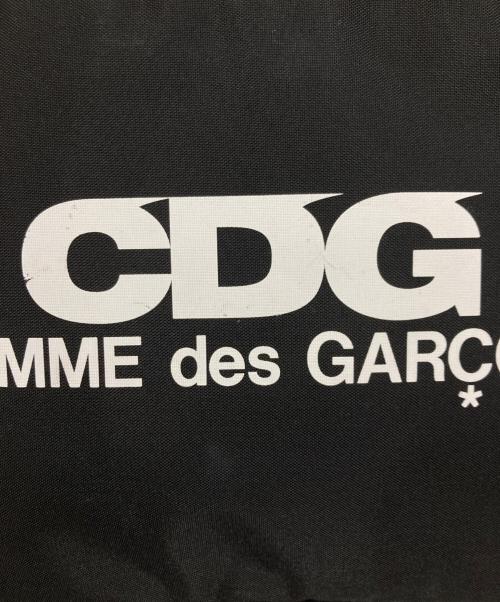 CDG（シーディージー）CDG (シーディージー) ナイロンショルダーバッグ ブラックの古着・服飾アイテム