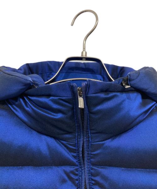 ARMANI COLLEZIONI（アルマーニ コレツィオーニ）ARMANI COLLEZIONI (アルマーニ コレツィオーニ) ダウンコート ブルー サイズ:42（USA 6)の古着・服飾アイテム