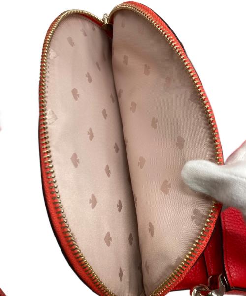 Kate Spade（ケイトスペード）Kate Spade (ケイトスペード) レイラミディアムフラップショルダーバッグ レッドの古着・服飾アイテム