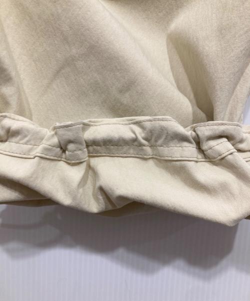 NIKE ACG（ナイキエーシージー）NIKE ACG (ナイキエーシージー) Smith Summit Zip Cargo Pants アイボリー サイズ:XLの古着・服飾アイテム