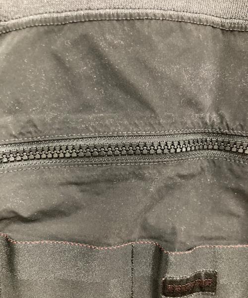 REMI RELIEF（レミレリーフ）REMI RELIEF (レミレリーフ) BRIEFING (ブリーフィング) コラボSWEAT PARKA グレー サイズ:サイズ記載なしの古着・服飾アイテム