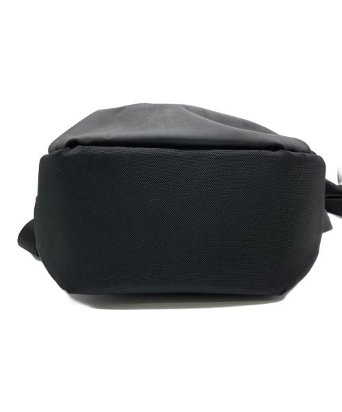 ARC'TERYX（アークテリクス）ARC'TERYX (アークテリクス) ショルダーバッグ / Arro 8 Shoulder Bag ブラックの古着・服飾アイテム