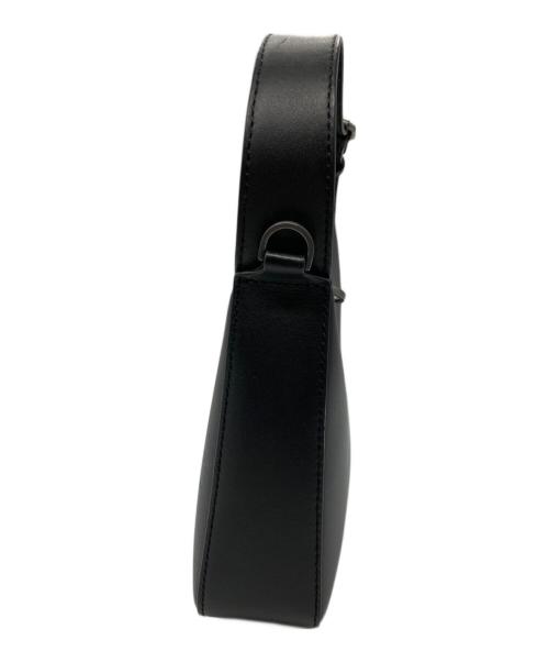 CHARLES & KEITH（チャールズアンドキース）CHARLES & KEITH (チャールズアンドキース) both (ボース) ジュールレザーチェーンエンベリッシュドバッグ ブラックの古着・服飾アイテム