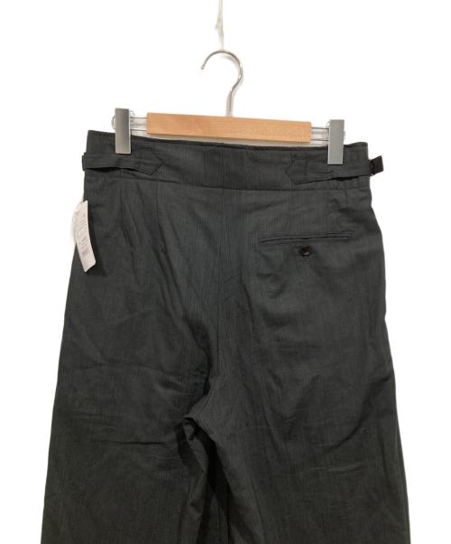 MARKA（マーカ）MARKA (マーカ) TWO TUCK MILITARY TROUSERS グレー サイズ:1の古着・服飾アイテム