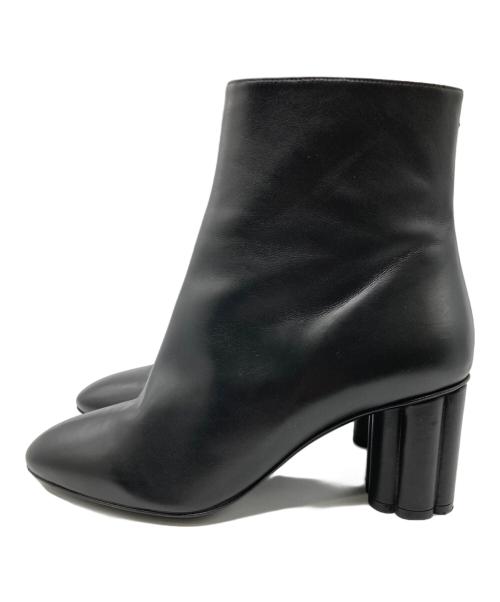 Salvatore Ferragamo（サルヴァトーレ フェラガモ）Salvatore Ferragamo (サルヴァトーレ フェラガモ) フラワーヒールサイドジップショートブーツ ブラック サイズ:8Dの古着・服飾アイテム