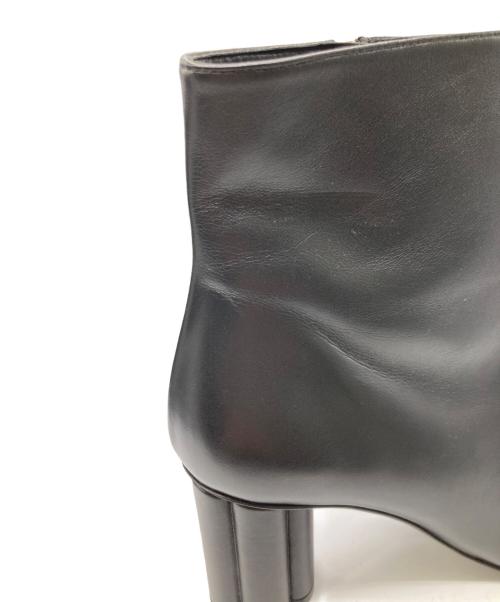 Salvatore Ferragamo（サルヴァトーレ フェラガモ）Salvatore Ferragamo (サルヴァトーレ フェラガモ) フラワーヒールサイドジップショートブーツ ブラック サイズ:8Dの古着・服飾アイテム