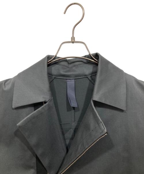 SHINYA KOZUKA（シンヤコズカ）SHINYA KOZUKA (シンヤコズカ) ジップアップトレンチコート グレー サイズ:Mの古着・服飾アイテム