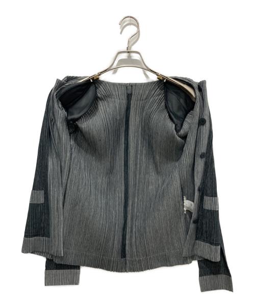 PLEATS PLEASE（プリーツプリーズ）PLEATS PLEASE (プリーツプリーズ) プリーツジャケット/PP53-JD451 グレー サイズ:3の古着・服飾アイテム