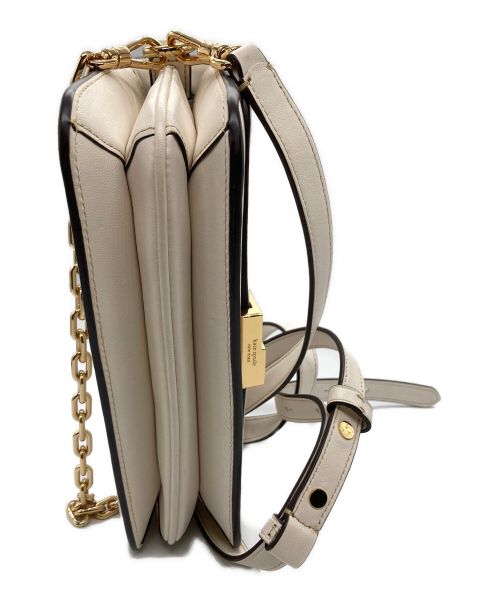 Kate Spade（ケイトスペード）Kate Spade (ケイトスペード) スペード ダコタ スモール クロスボディ ホワイトの古着・服飾アイテム