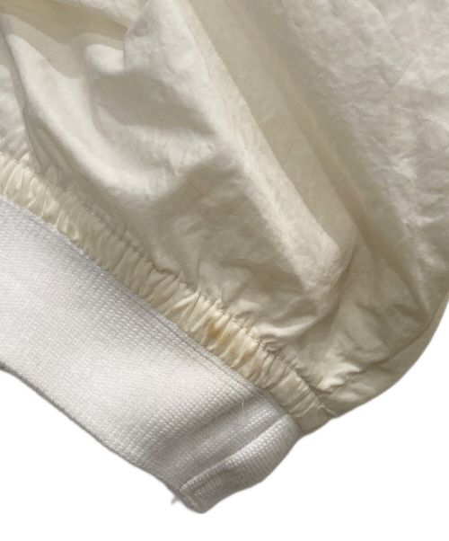 COMOLI（コモリ）COMOLI (コモリ) ナイロンジャケット ホワイト サイズ:2の古着・服飾アイテム