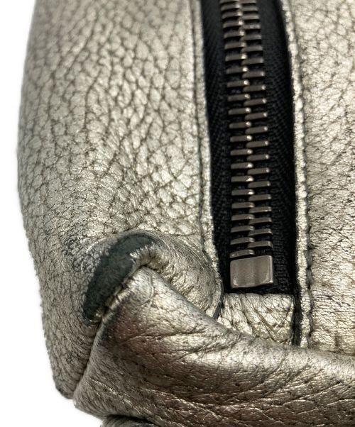 JIMMY CHOO（ジミーチュウ）JIMMY CHOO (ジミーチュウ) ショルダーバッグ シルバーの古着・服飾アイテム