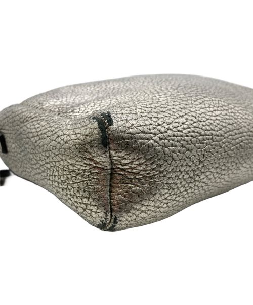 JIMMY CHOO（ジミーチュウ）JIMMY CHOO (ジミーチュウ) ショルダーバッグ シルバーの古着・服飾アイテム
