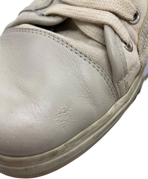 GUCCI（グッチ）GUCCI (グッチ) GGキャンバスローカットスニーカー ベージュ サイズ:8の古着・服飾アイテム