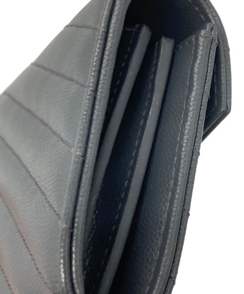 Saint Laurent Paris（サンローランパリ）Saint Laurent Paris (サンローランパリ) ラージフラップウォレット グレーの古着・服飾アイテム