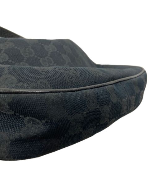 GUCCI（グッチ）GUCCI (グッチ) ワンショルダーバッグ ブラックの古着・服飾アイテム