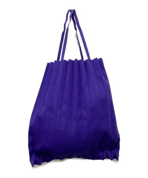 me ISSEY MIYAKE（ミーイッセイ ミヤケ）me ISSEY MIYAKE (ミーイッセイ ミヤケ) プリーツトートバッグ ブルーの古着・服飾アイテム