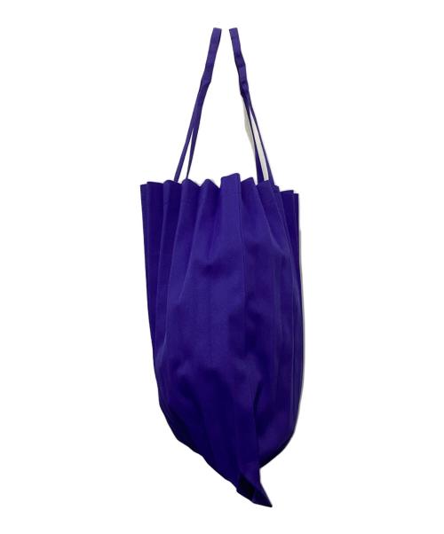 me ISSEY MIYAKE（ミーイッセイ ミヤケ）me ISSEY MIYAKE (ミーイッセイ ミヤケ) プリーツトートバッグ ブルーの古着・服飾アイテム