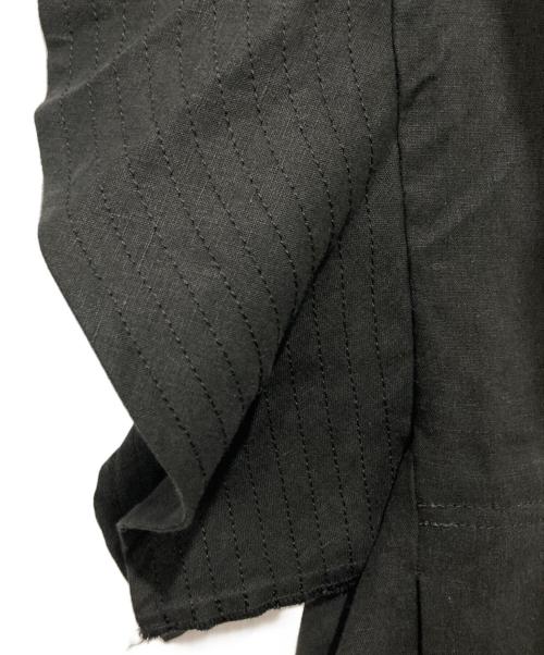 YORI（ヨリ）YORI (ヨリ) ステッチリネンフリルジレ ブラック サイズ:Freeの古着・服飾アイテム