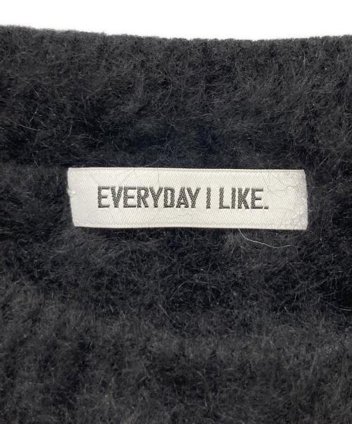 EVERYDAY I LIKE.（エヴリデイ アイ ライク）EVERYDAY I LIKE. (エヴリデイ アイ ライク) Fluffy Sweater ブラック サイズ:　の古着・服飾アイテム