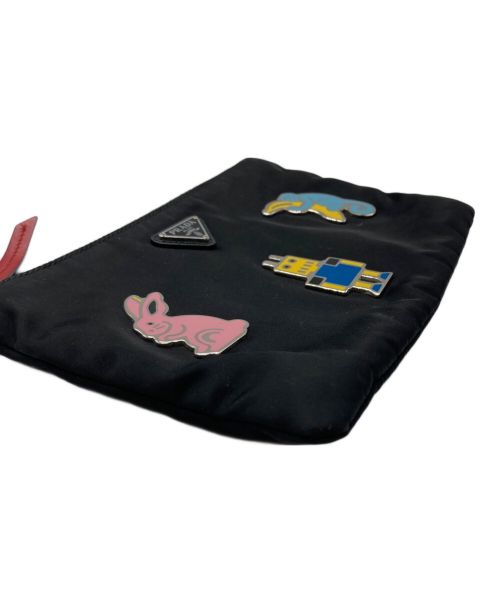 PRADA（プラダ）PRADA (プラダ) メタルパーツ付きナイロンポーチ ブラックの古着・服飾アイテム