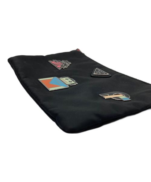 PRADA（プラダ）PRADA (プラダ) メタル付きナイロンポーチ ブラックの古着・服飾アイテム