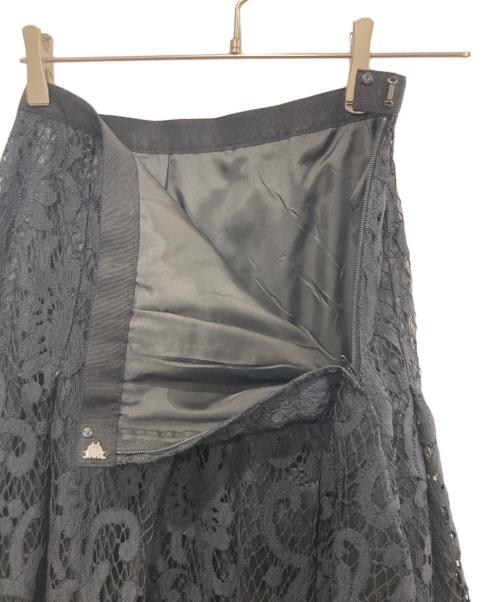 ADORE（アドーア）ADORE (アドーア) フラワーラッセルレーススカート ブラック サイズ:38の古着・服飾アイテム
