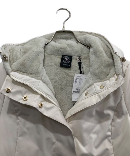 CAPE HORN（ケープホーン）CAPE HORN (ケープホーン) PILLONダウンジャケット ホワイト サイズ:42の古着・服飾アイテム