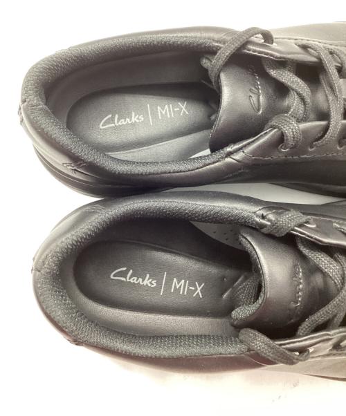CLARKS（クラークス）CLARKS (クラークス) レザースニーカー ブラック サイズ:25.5cmの古着・服飾アイテム