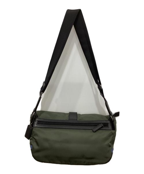 COACH（コーチ）COACH (コーチ) ナイロンショルダーバッグ オリーブの古着・服飾アイテム