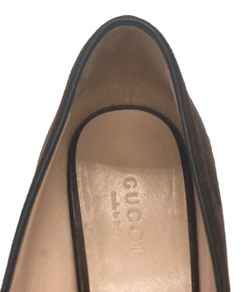 GUCCI（グッチ）GUCCI (グッチ) GGマーモントフリンジヒールスウェードパンプス ブラウン サイズ:35の古着・服飾アイテム