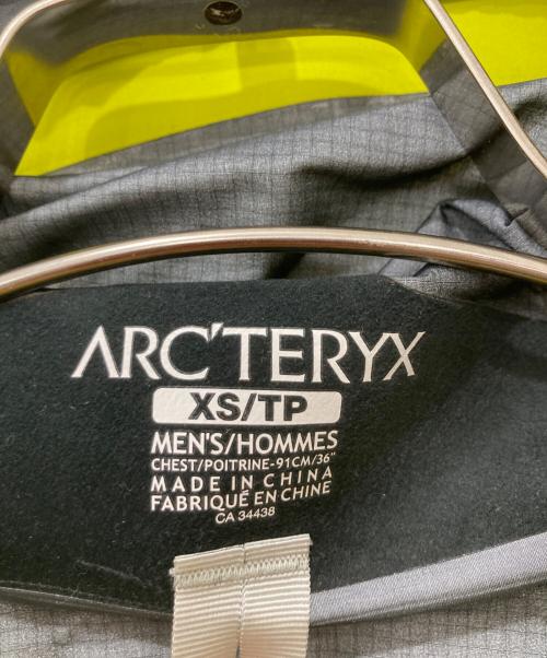 ARC'TERYX（アークテリクス）ARC'TERYX (アークテリクス) ALPHA AR JACKET イエロー サイズ:XSの古着・服飾アイテム
