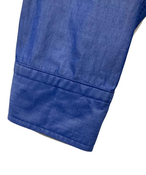 45R（フォーティファイブ・アール）45R (フォーティファイブ・アール) 180番三子のオーシャンタックボタンダウンブラウス ブルー サイズ:2の古着・服飾アイテム