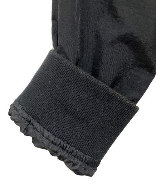 Champion（チャンピオン）Champion (チャンピオン) SUPREME (シュプリーム) ナイロンプルオーバー ブラック サイズ:Mの古着・服飾アイテム