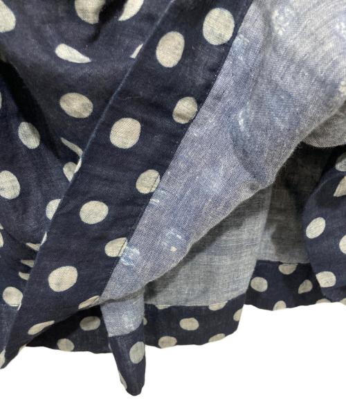 45R（フォーティファイブ・アール）45R (フォーティファイブ・アール) ふわふわ二重織ドットプリントのティアードスカート ネイビー サイズ:　の古着・服飾アイテム